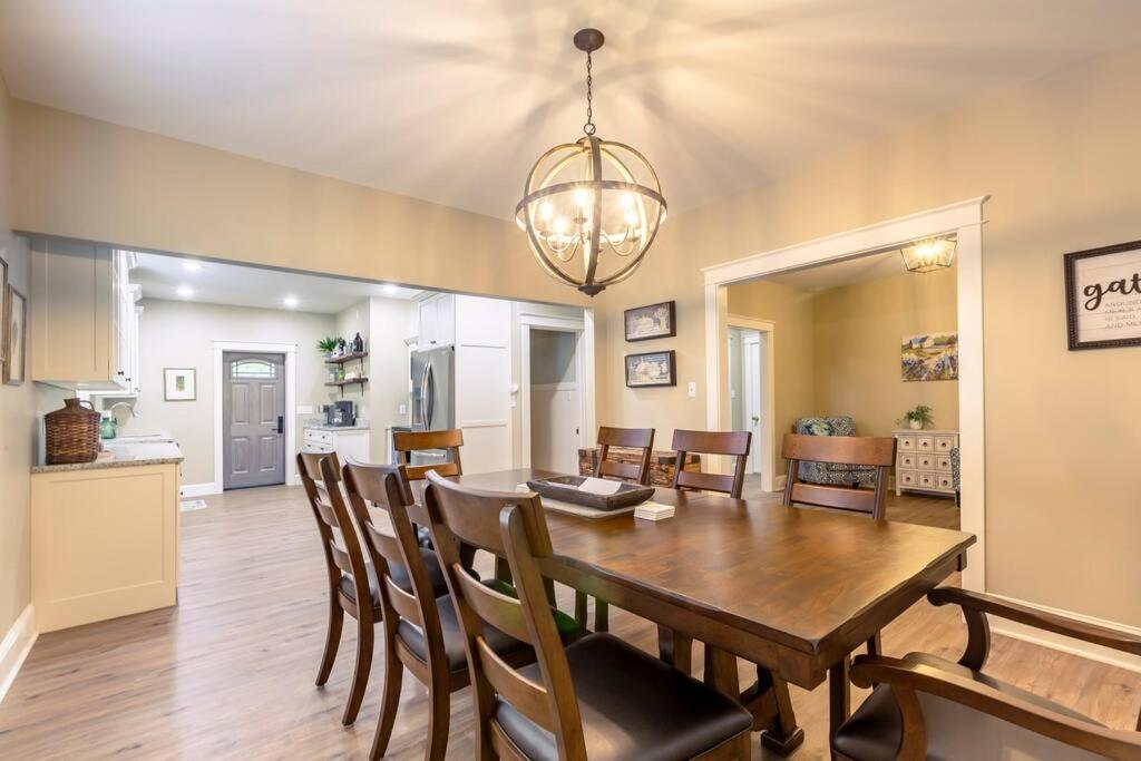The Queen Place - Updated-Private Backyard Gordonville Esterno foto